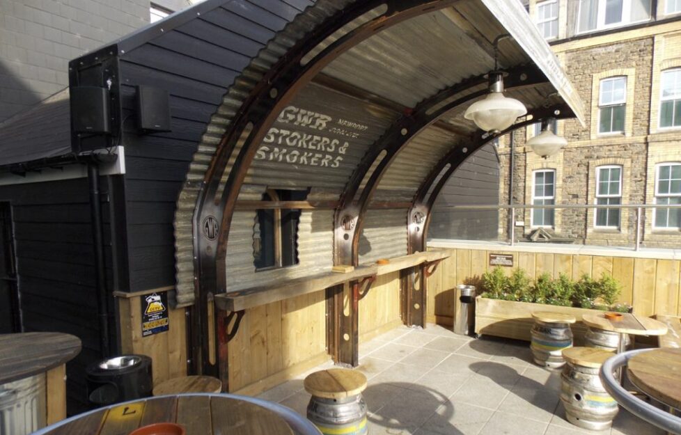 Pub Roof Terrace Shelter fitout